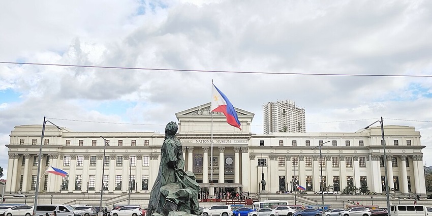 One of the most important places to visit in Manila, this museum showcases rich cultural and historical exhibits.