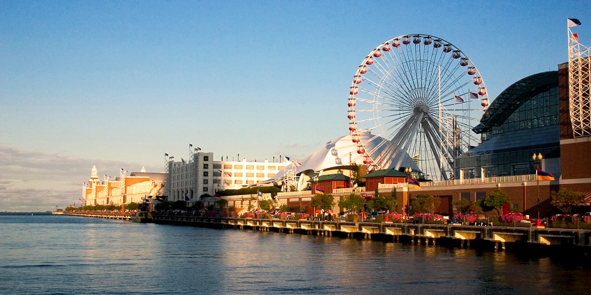 View of Navy Pier from the shoreline, offering a picturesque setting for Valentine's Day in Chicago
