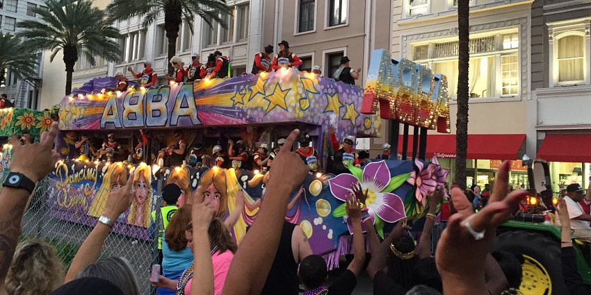 An image of humorous counter protesting the anti-Mardi Gras protesters in Jackson Square