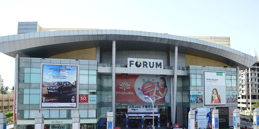 Shopping hub with numerous retail outlets and dining options.
