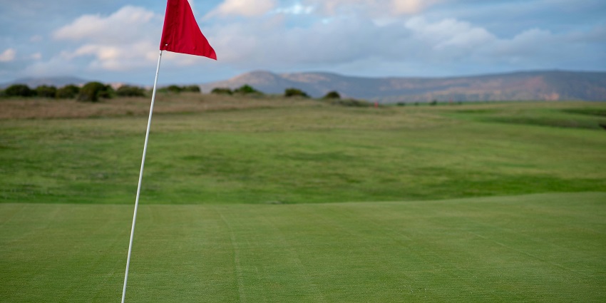 Noida Golf Course provides a perfect place to unwind.