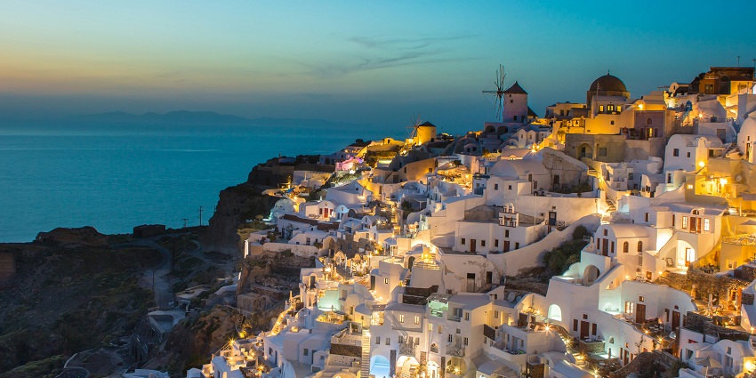 Oia is a major tourist destination in Greece you cannot miss out on your next trip.