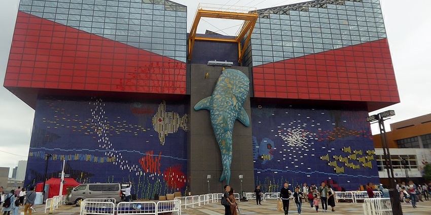 A large aquarium showcasing marine life from Pacific Rim regions, is among the best tourist places in Osaka
