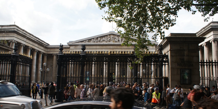 An image of the British Museum view from Great Russell Street in central London