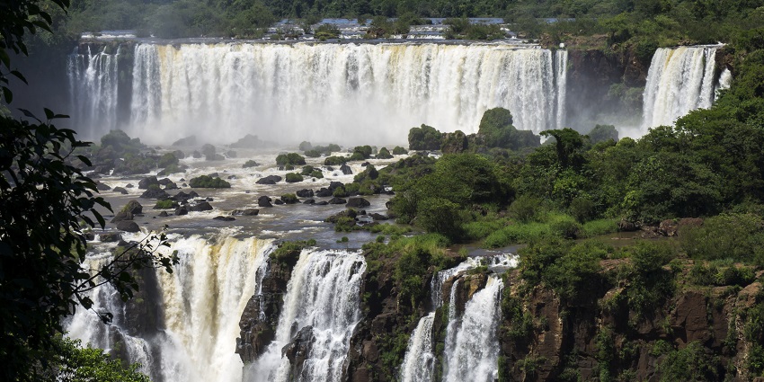 A stunning side view of the Iguazu Waterfalls.