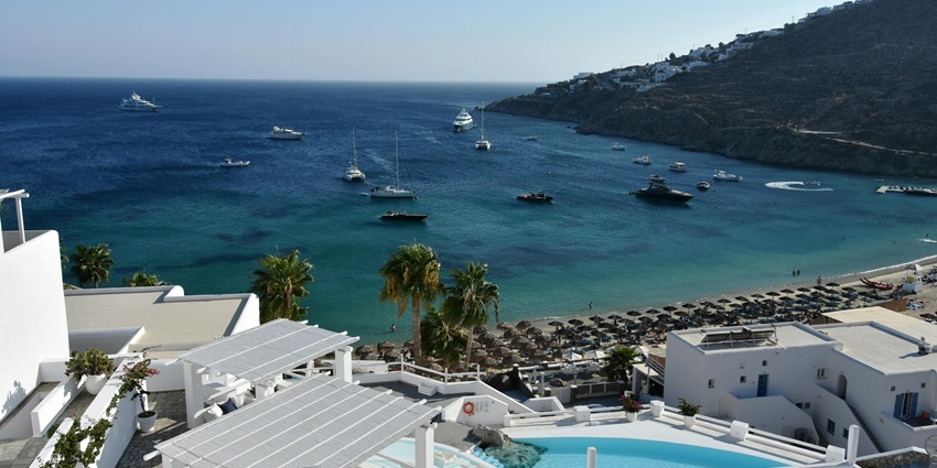 Visit Paradise beach, one of the most amazing beaches in Greece in October.