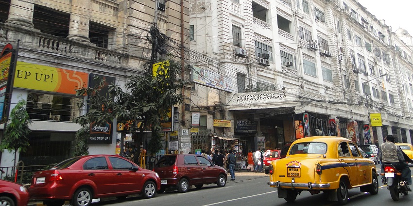 Lively Street in Kolkata is popular for dining, shopping, and entertainment.