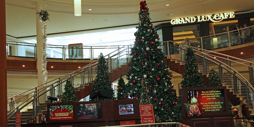 An image of a Shop for luxury brands and dining at Phipps Plaza, a top shopping destination in Atlanta.