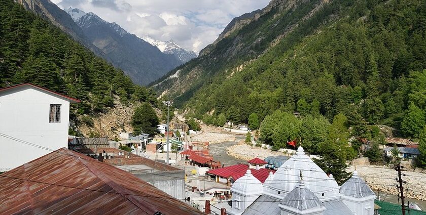 Feel the dominance of spirituality at these places to visit in Gangotri.