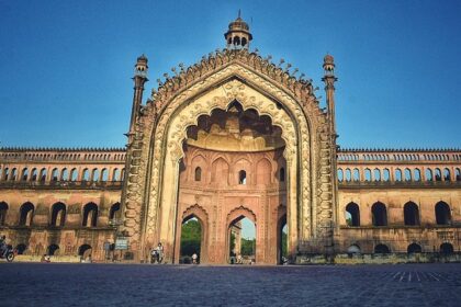 explore the city for nawabs Lucknow when the night unfolds