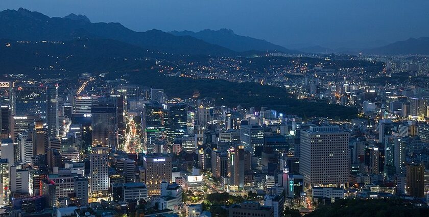 Discover places to visit in South Korea, offering a blend of history, nature, cities, and culture.