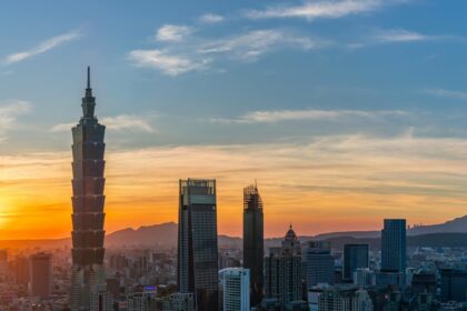 Discover places to visit in Taiwan, a vibrant city known for its nightlife