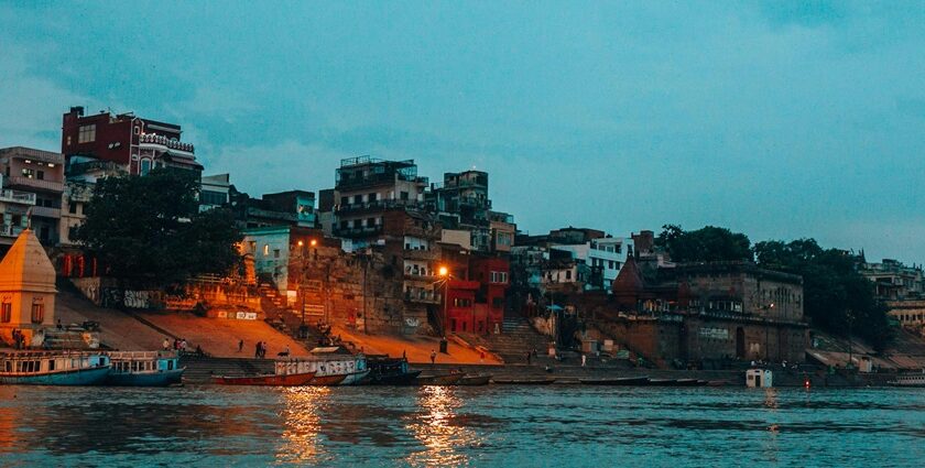 see the land of ghats in a different light with these places to visit in Varanasi at night