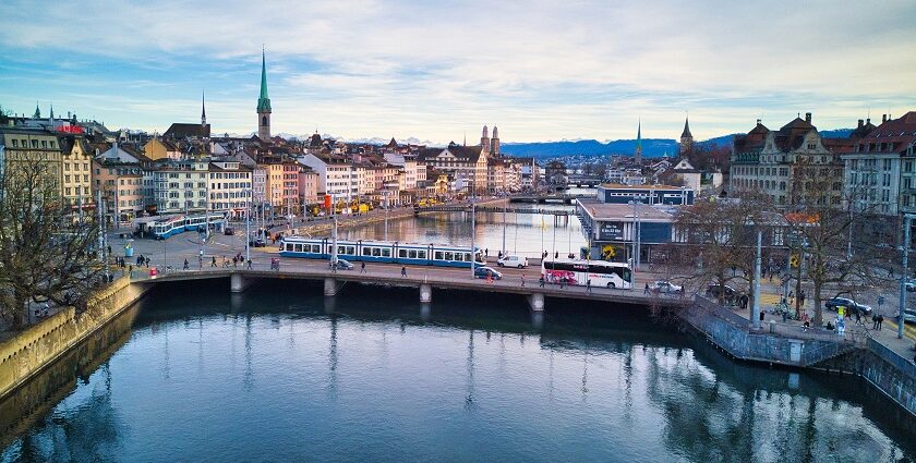 Explore Zurich’s top destinations blending history, nature, art, and adventure.