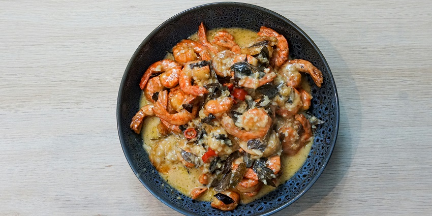 The street food in Goa includes Prawn Curry, marinated in coconut and a blend of spices.