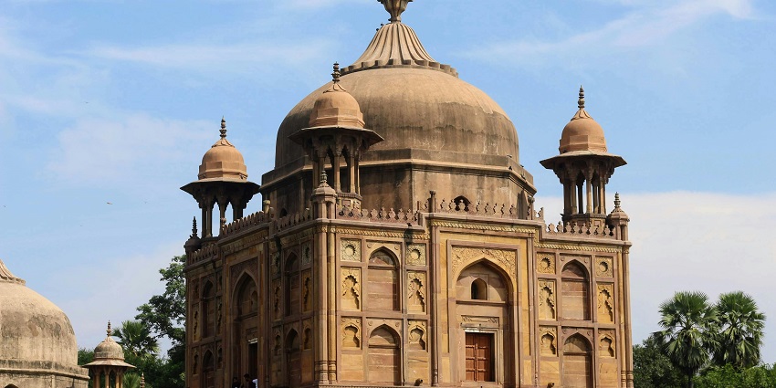 Prayagraj is the place where Lord Brahma made his first sacrifice after creating the world