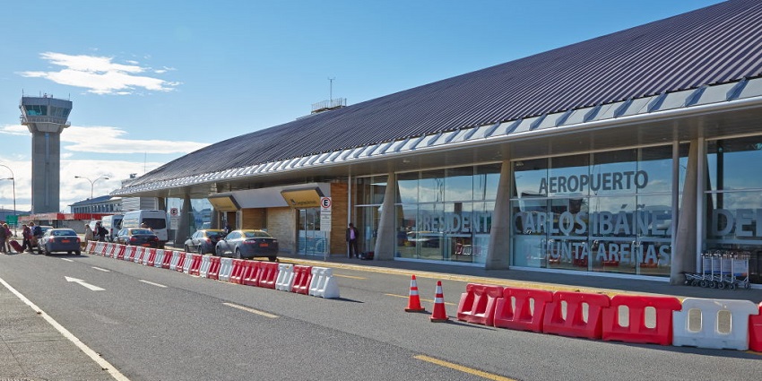 President Carlos Ibáñez del Campo Airport, an important airport in Chile