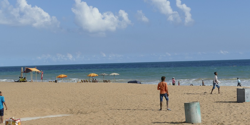 Jagannath Puri travel package includes visiting the scenic beaches in Odisha