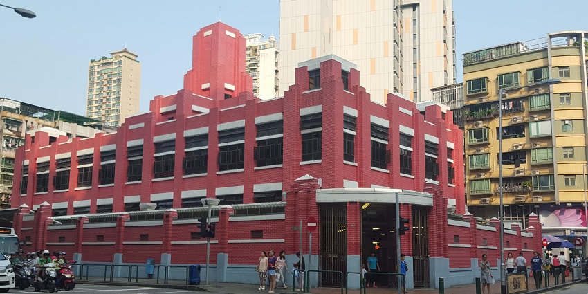 One of the leading shopping places in Macau is Red Market which is an iconic landmark.