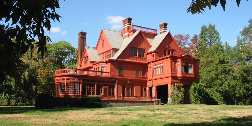 Thomas Edison National Historical Park with an orange building surrounded by greenery