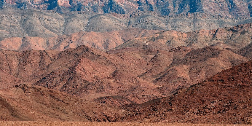 A view of the mountains in the |Ai-|Ais/Richtersveld Transfrontier Park showing varying colour schemes