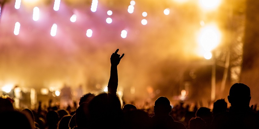 Rock on at Hangar 110, a legendary venue to experience Brazil nightlife