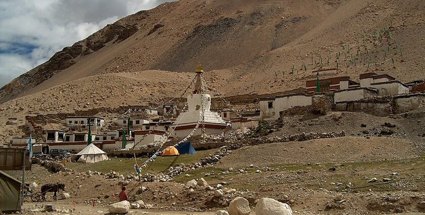 find the eternal peace and stunning vistas of nature at Rongbuk Monastery