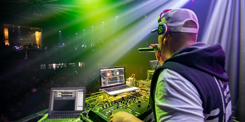 Room 101 is another one of the spots to experience Vientiane Laos nightlife.