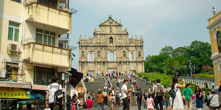 Ruins of St. Paul’s is one of the most iconic tourist attractions for every traveller.