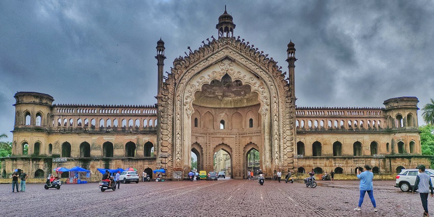 Another striking architecture for you and your partner to indulge in is Rumi Darwaza.