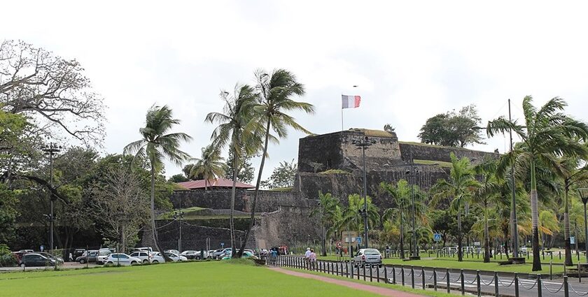 An image of Saint Louis Fort Pondicherry, showing its colonial architecture and scenic surroundings.