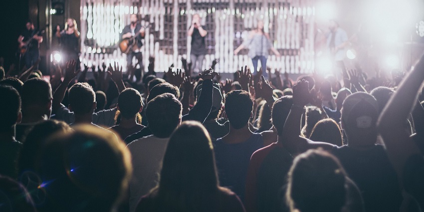 Enjoy traditional Dixieland and modern jazz at one of the San Diego music festivals.