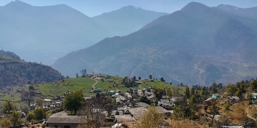 Sari Village or Sari Gaon sits highly at 7,800 feet and has to be on your itinerary.