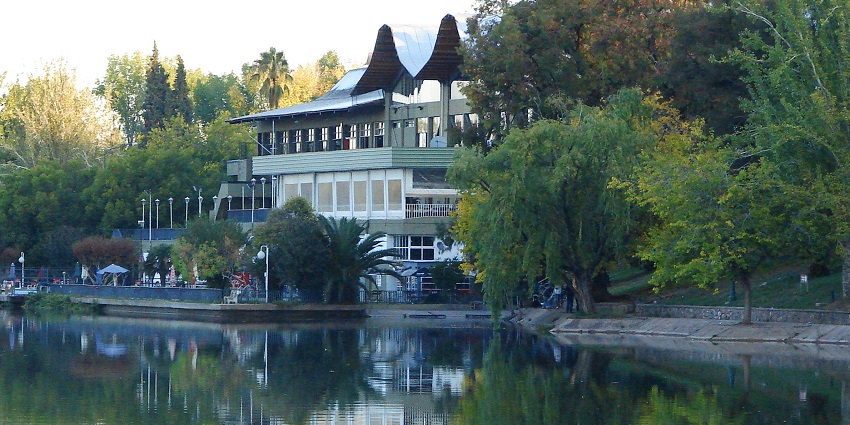 Savour the Wines of Mendoza, an interesting thing to do in Argentina