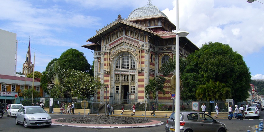 Schoelcher Library, one of the places to visit in Fort-de-France