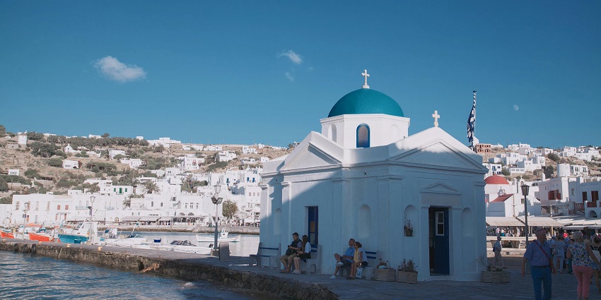 The Church of Panagia Paraportiani is one of the best places to visit for travellers.