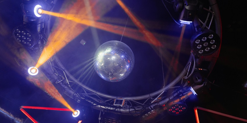 An image of the Shake 'n' Shake bar, which is one of the best Belgrade nightlife.