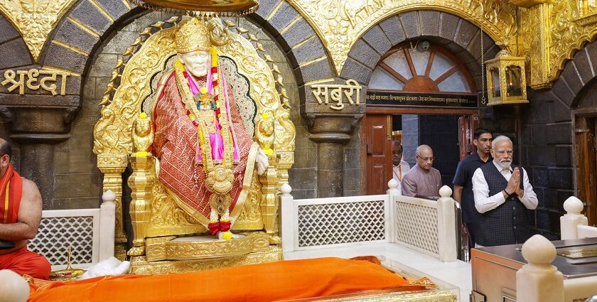 Shirdi travel guide offers insights into Sai Baba’s spiritual destination.