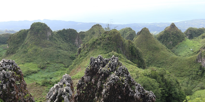 Breathtaking views from Osmeña Peak, Cebu's highest mountain summit