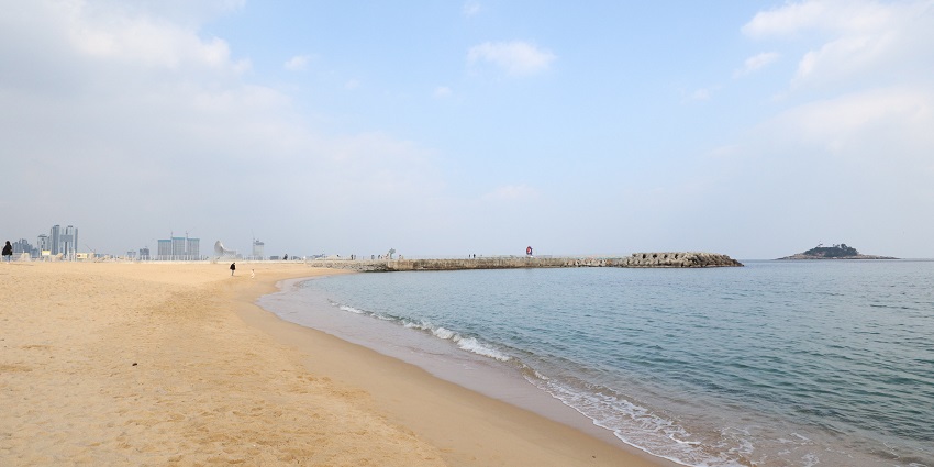 Sokcho Beach offers stunning views, clear waters, and sandy shores for all to see.