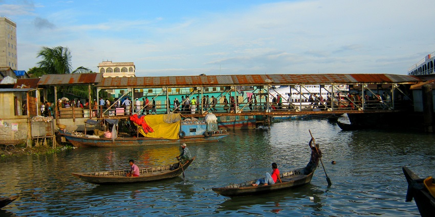 The beautiful Sadarghat Port is another one of the things to do in Dhaka, Bangladesh.