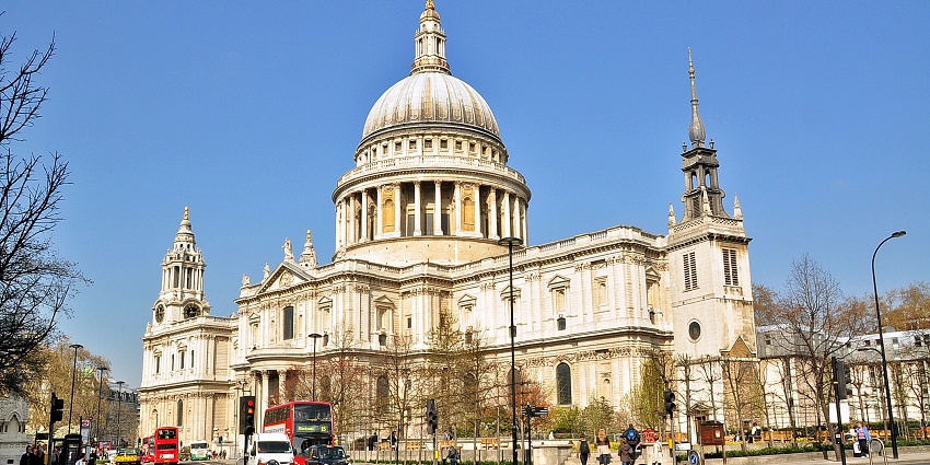 An image of St. Paul’s Cathedral, a famous place near the Imperial War Museum.