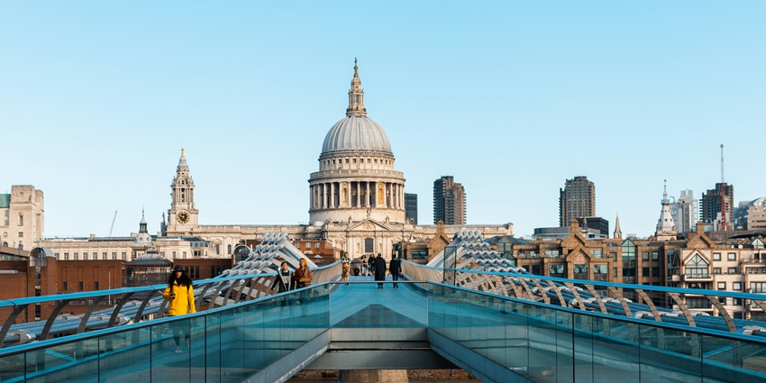 An image of St. Paul's Cathedral, an iconic religious landmark located in London.