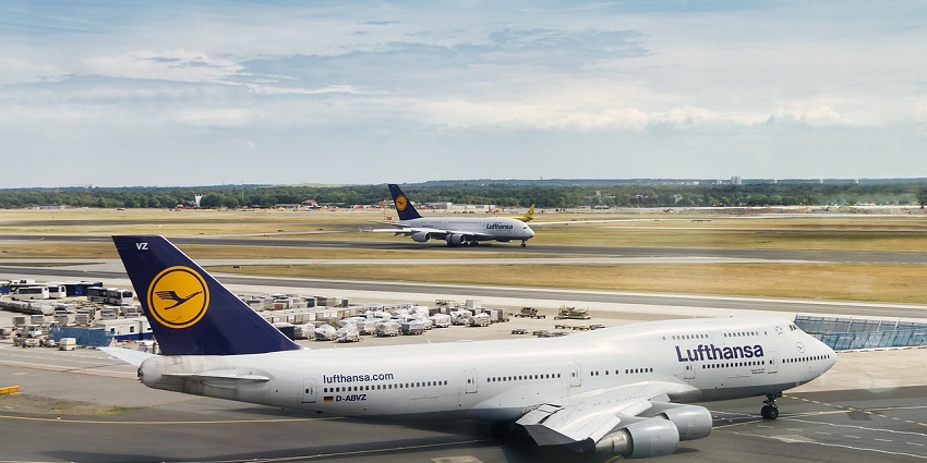 An image of an airport similar to the St. Petersburg–Clearwater International Airport.