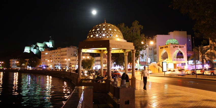 The best things to do in Oman include strolling along the Mutrah Corniche with sea views and shopping