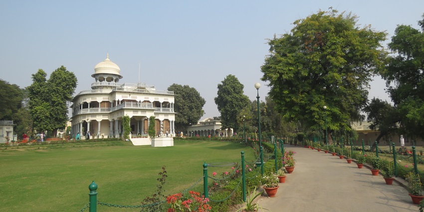 The Swaraj Bhavan is one of the serene places to visit near Allahabad within 50 km