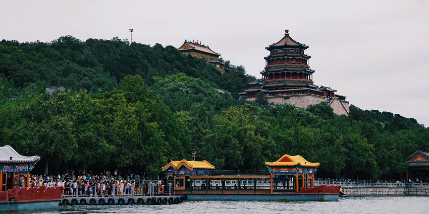 Picturesque view of the Summer Palace - Take A Stroll Through The Summer Palace