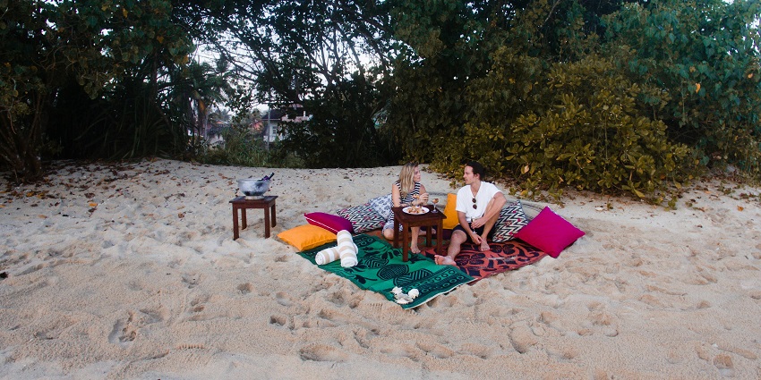 A peaceful evening spent by a couple at Tapoban for a relaxing day.