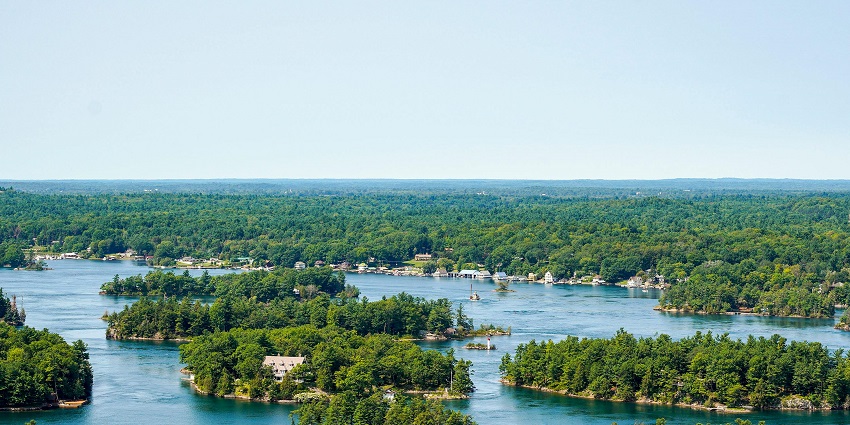 An image of Thousand Islands, a famous tourist destination for Kayaking in Canada.