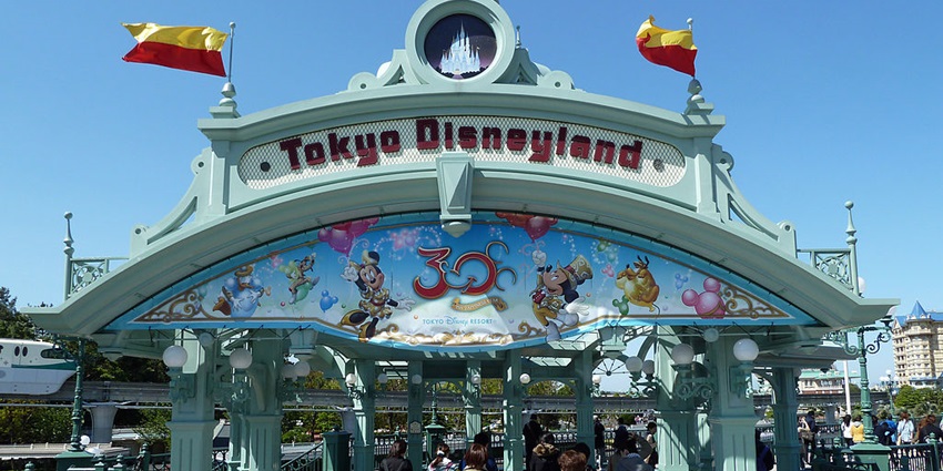 The massive entrance of the Tokyo Disneyland park, is among the best places to visit in Tokyo.